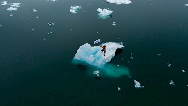 "Anders&Artig": ICEBERG NATIONS